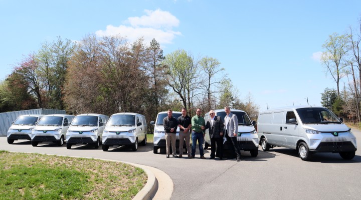 Mullen And Randy Marion Deliver First Class 1 EV Cargo Vans To UNC ...